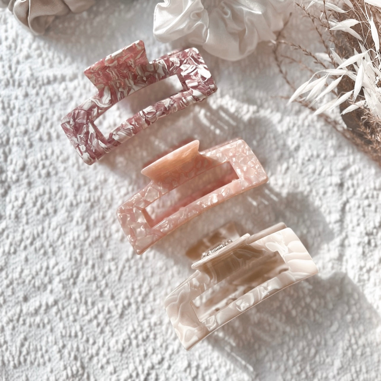 Lush And Luxe Hair Acetate Hair Claws Pink
