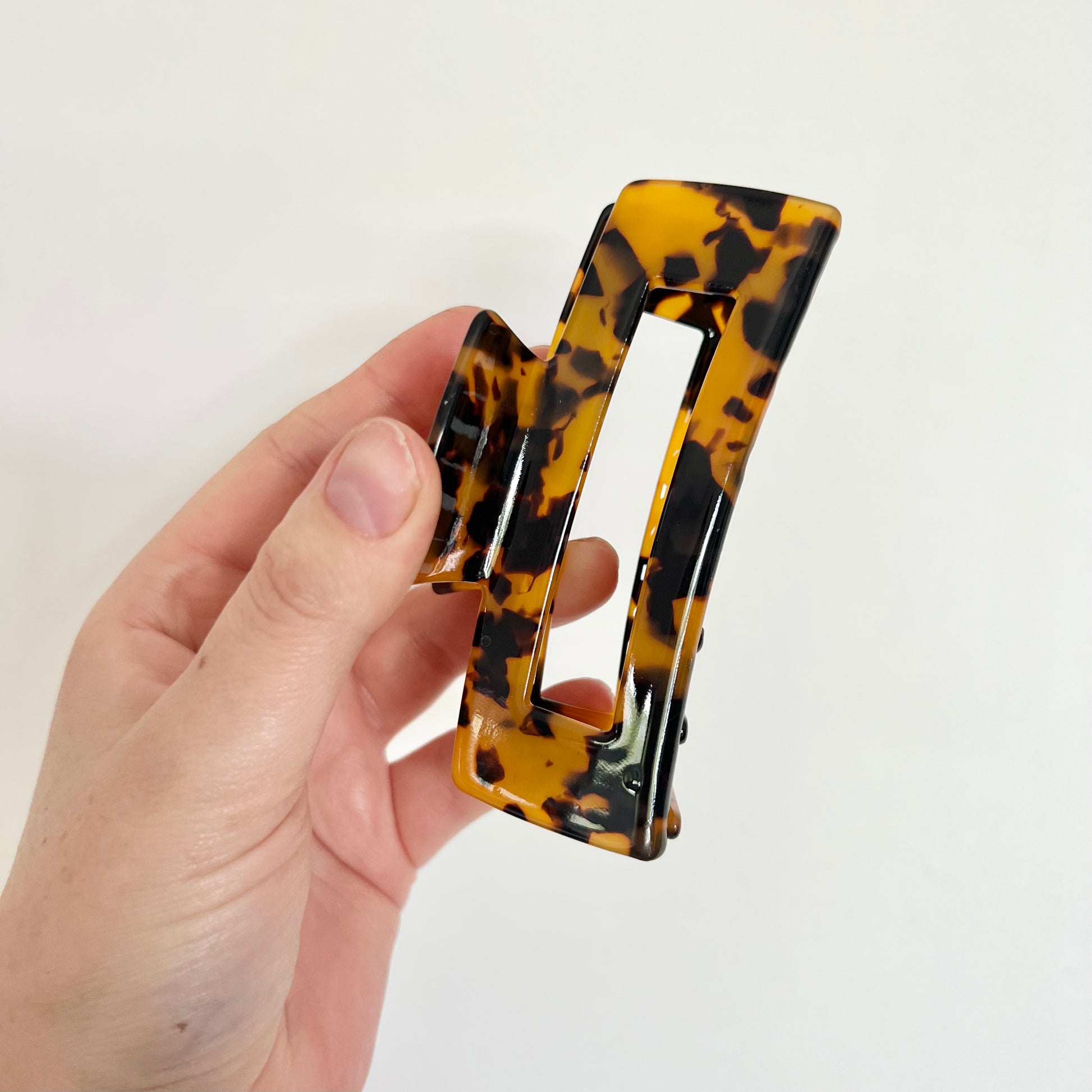 Lush and Luxe Hair Acetate Hair Claw Tortie