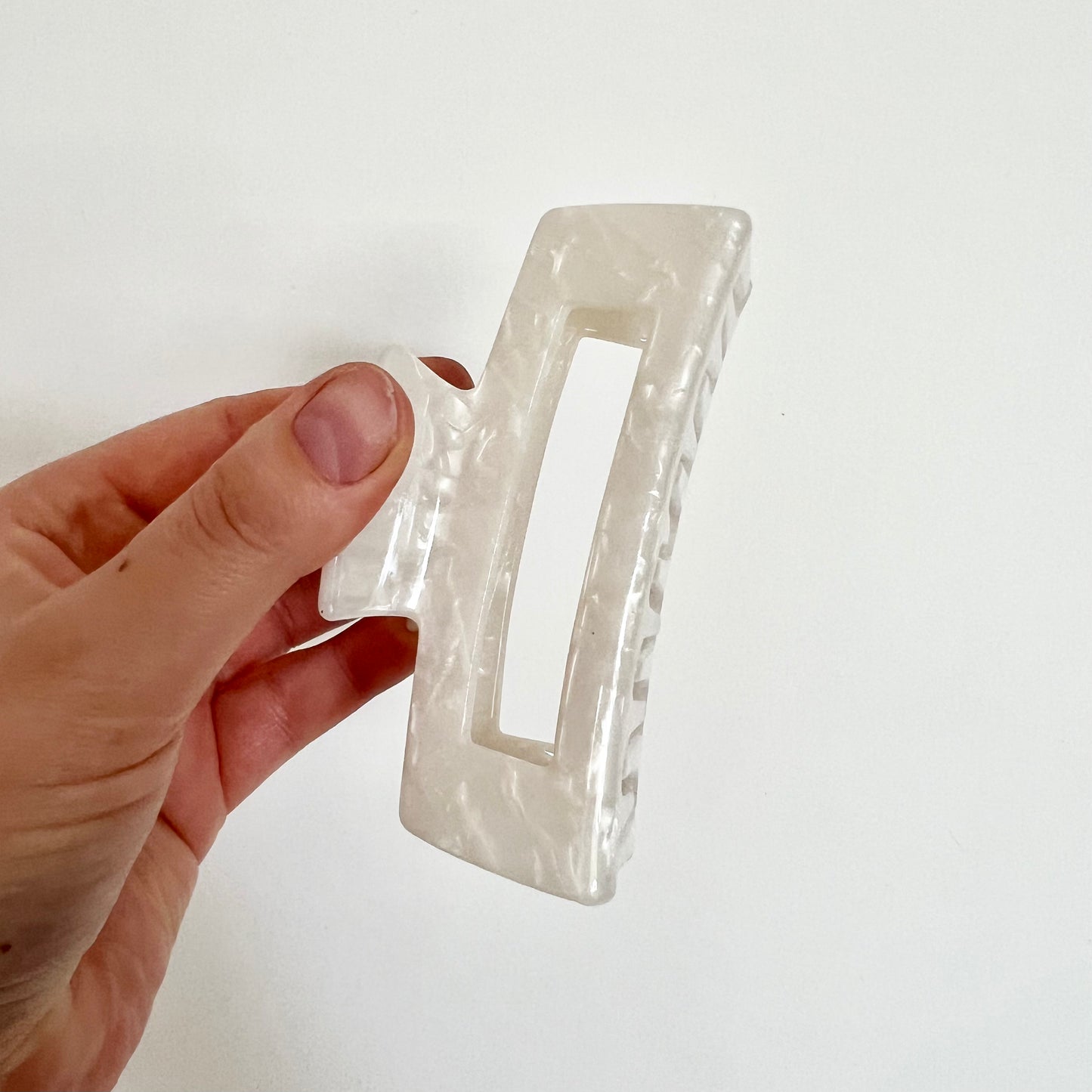 Lush and Luxe Hair Acetate Hair Claw Blonde white